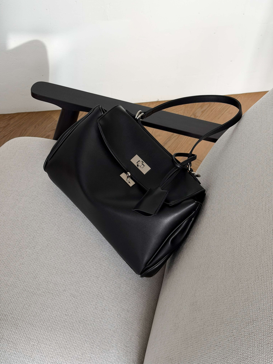 Сумка крос-боді ДЖОРДЖІЯ чорна LEMAN LM4830-1